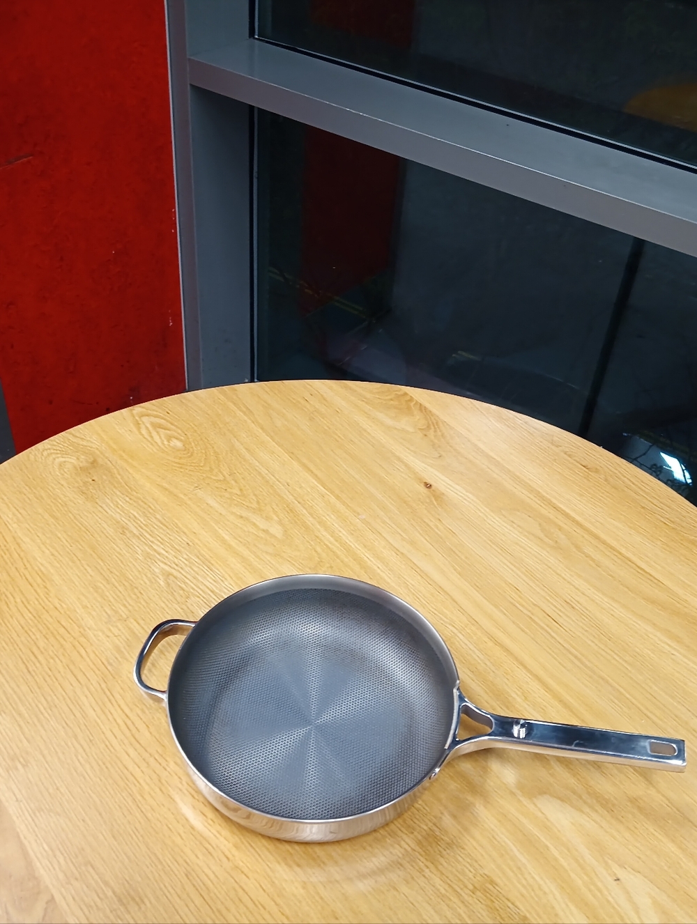 Always Titanium Pan with Black lid - Picture 3 of 6